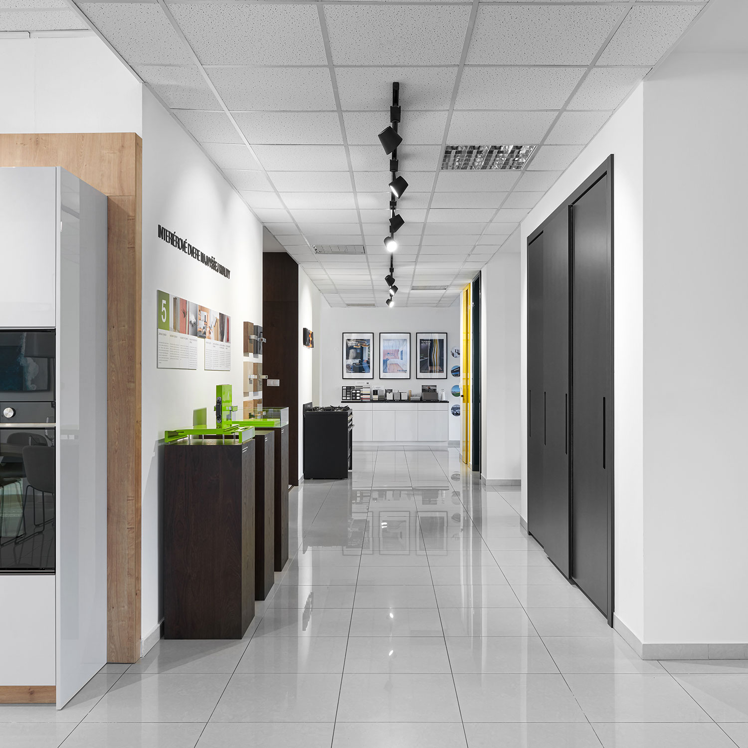 sidlo-firmy-urgela_showroom_hanak