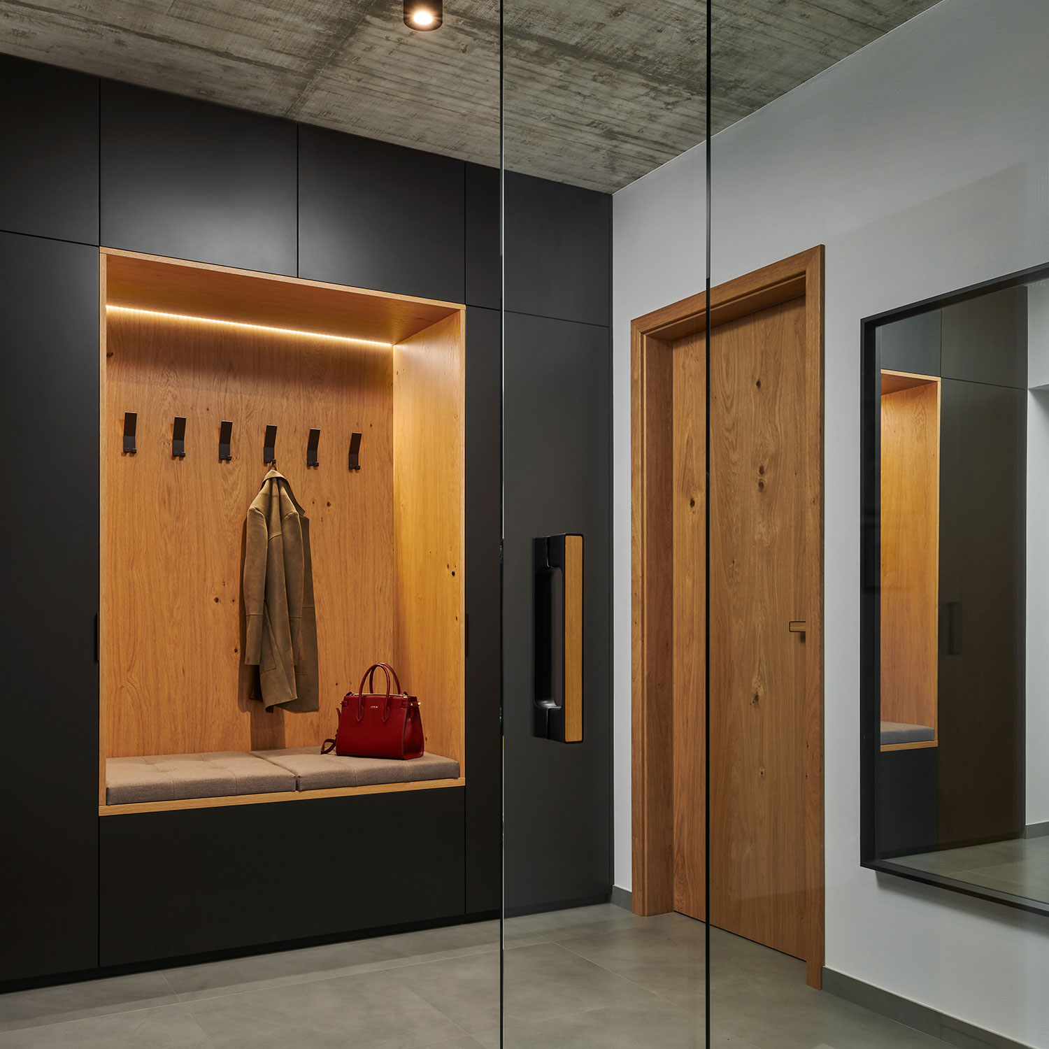 Náhľadový obrázok inšpirácie „3 dôvody, prečo investovať do vstavanej skrine na mieru“